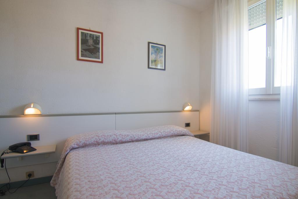 B&B Hotel Souvenir Cesenatico Kamer foto