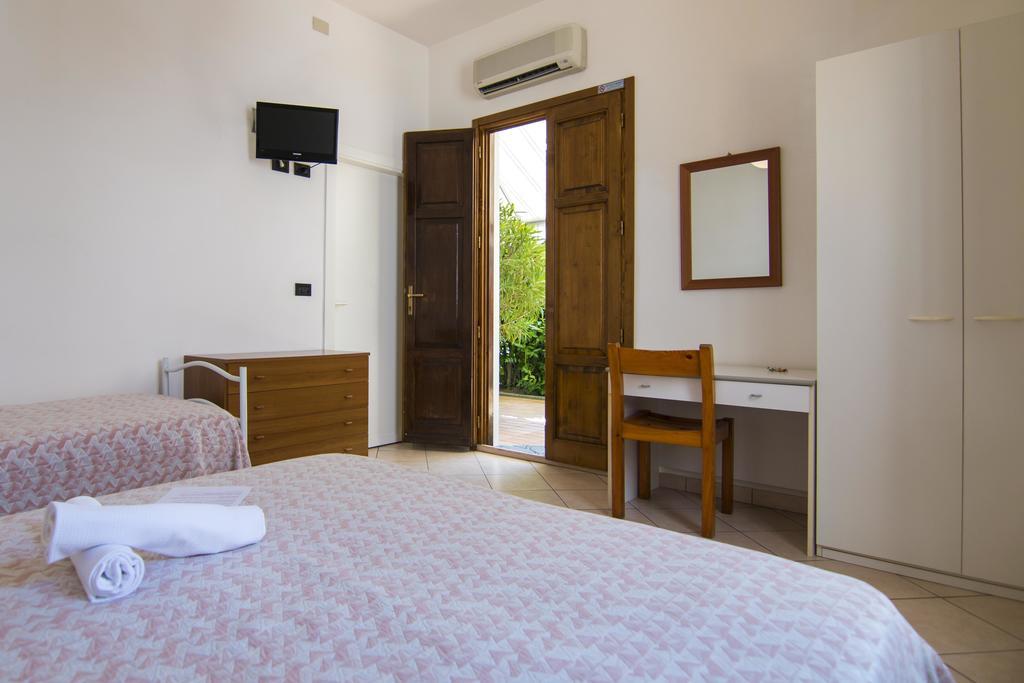B&B Hotel Souvenir Cesenatico Kamer foto