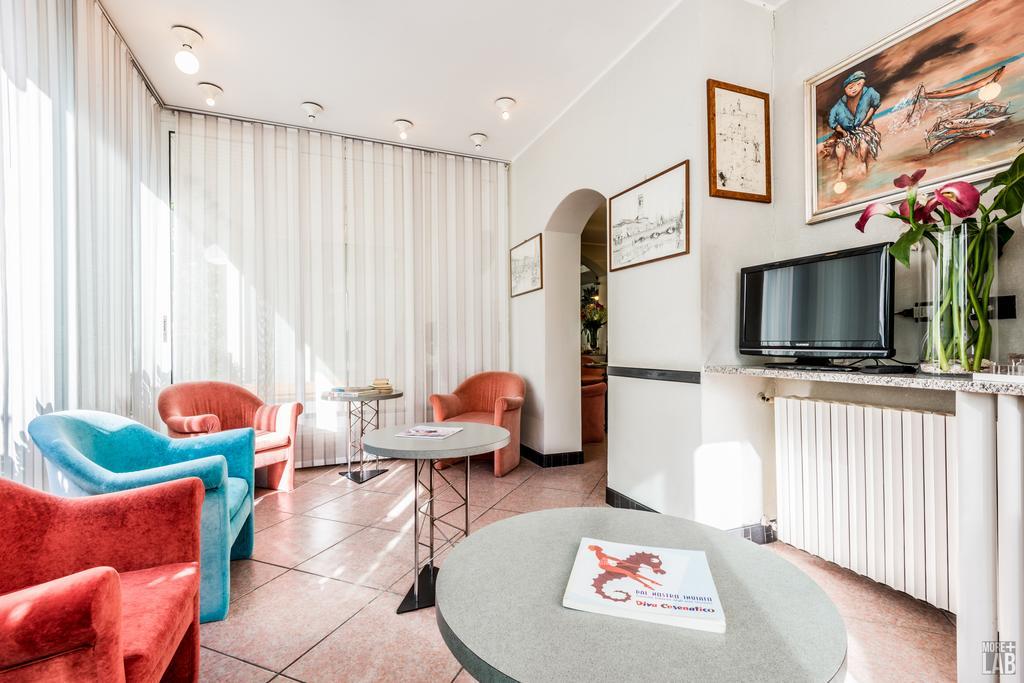 B&B Hotel Souvenir Cesenatico Buitenkant foto